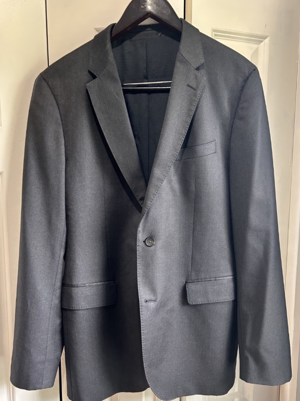 BOSS Hugo Boss Men's Charcoal Gray Reda 40L Suit Virgin Wool Super 100 34x32